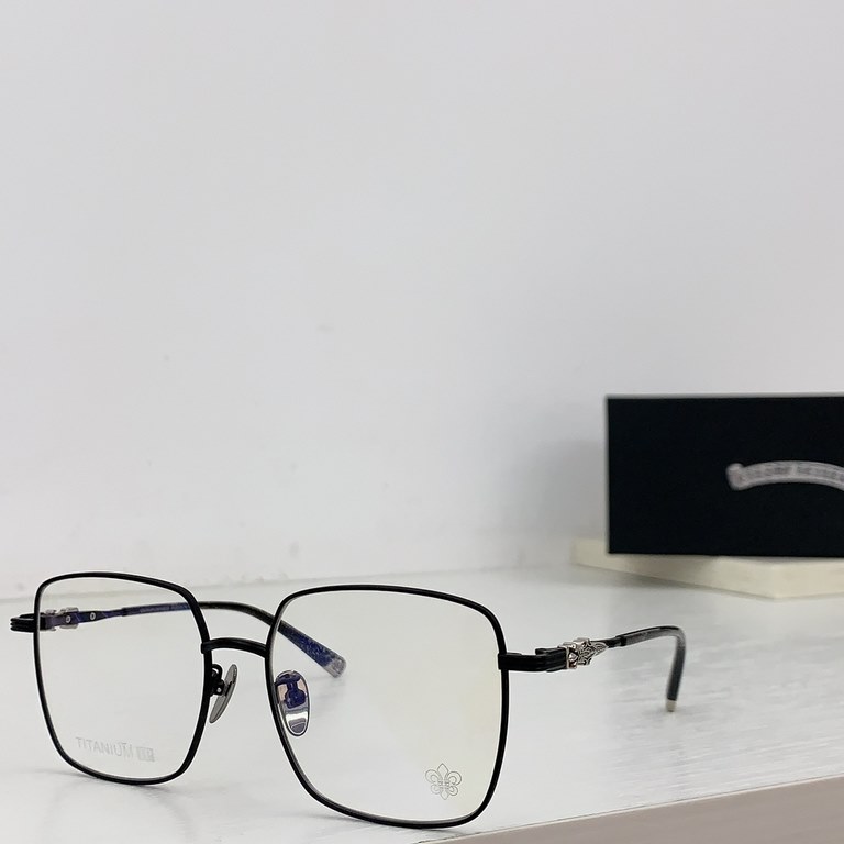 Titanium! CHROME HEARTLarge frame with gold wire frame Ultra-lightweight pure titanium!CH8244 SIZE 56-17-145