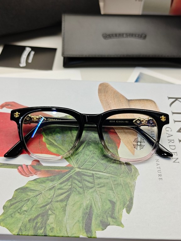 Crocus Fashionable round frame. UnisexCRANRE HEARNT BONE PRONE IIIStylish Crocus brand 5 colors