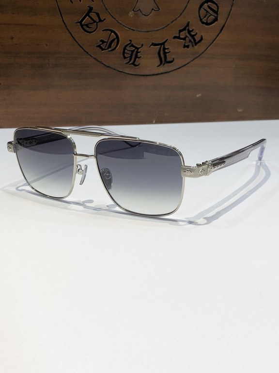 New sunglasses CHROME HEARTFashionable square frame, simple and atmospheric upscaleCH8180 SIZE58-16-154