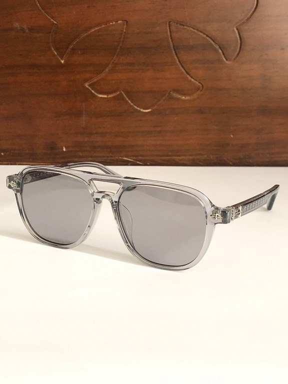 New CHROME HEART retro double beam large frame will be the old American classic punk elements into the details full of let you experience high-end qualityCH8167 SIZE 54-16-156