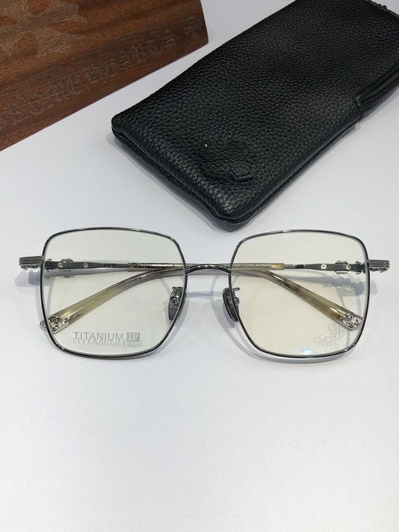 CHROME HEART   Titanium!Large frame with gold wire frame Ultra lightweight pure titanium!CH8244 SIZE 56-17-145