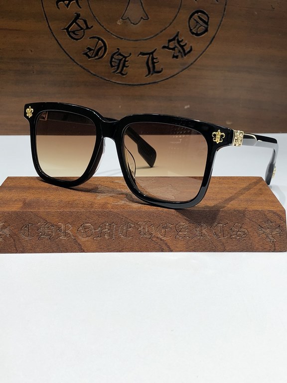 New sunglasses debut thick material handmade plate CHROME HEARTScout flower inlaid carved three-dimensional LOGO High-end perfectionCH8245 SIZE 56-18-154