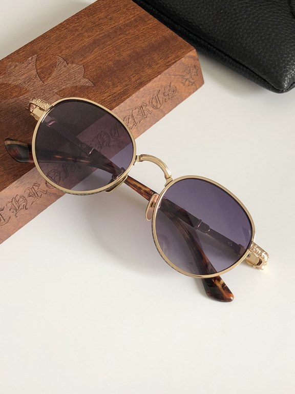 New sunglasses Heavy duty model   Handmade titanium frame  CHROME HEART  new modelsEvery detail reveals exquisite craftsmanship top qualityThe original can not miss the single CH8073SIZE51-20-148