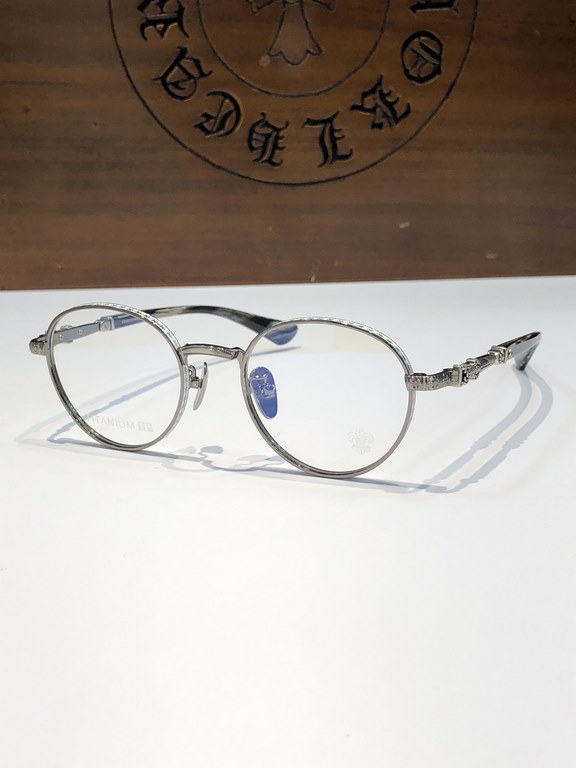 Heavy duty model   handmade titanium frame  CHROME HEART New ModelEvery detail reveals exquisite craftsmanship top qualityThe original can not miss the single CH8073SIZE51-20-148