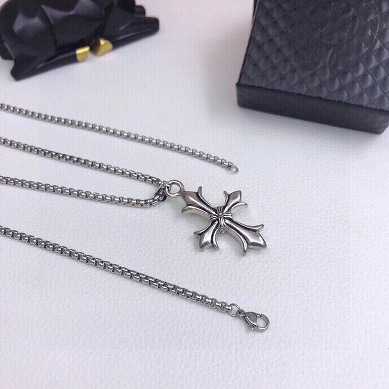 Dollar  with box packaging   CHROME HEARTS Crocus Double Crucifix Necklace. Fashionable and trendy criss-cross necklace in the brand's luxury style. Hip hop street style. High-end atmosphere. Chain length 68cm.