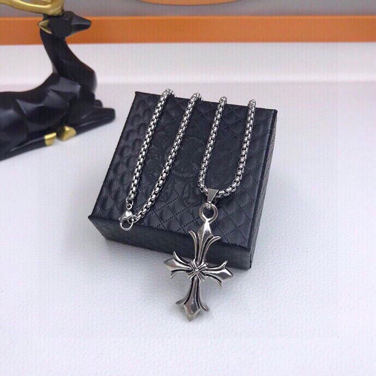 Dollar  with box packaging   CHROME HEARTS Crocus Double Crucifix Necklace. Fashionable and trendy criss-cross necklace in the brand's luxury style. Hip hop street style. High-end atmosphere. Chain length 68cm.