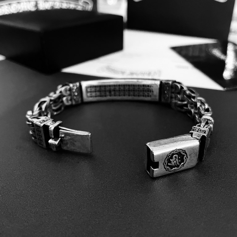 Counter new Chrome Hearts   Crowe heart six words of truth duck tongue bracelet Imported production process Precision quality Pure handmade ～ authentic open mold   trend fashion must have Men and women can wear Couple mo