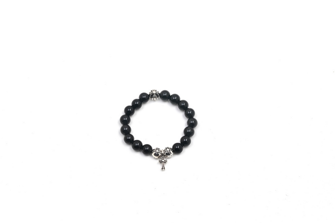 chromehearts obsidian bracelet.One of the hottest pair of obsidian, cross flower ball details, shape, oxidized and perfectly restored.Size8mm