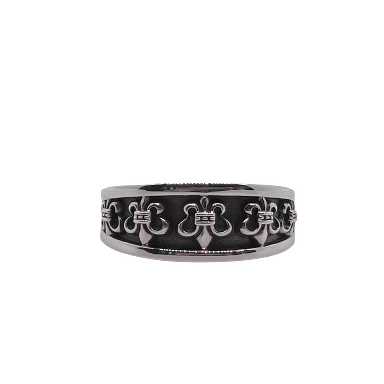 Crocus Scout Flower Asymmetrical RingSterling silver, vintage look, half-cut, scout flower pattern, hand-engraved, original moldingsizi12-22