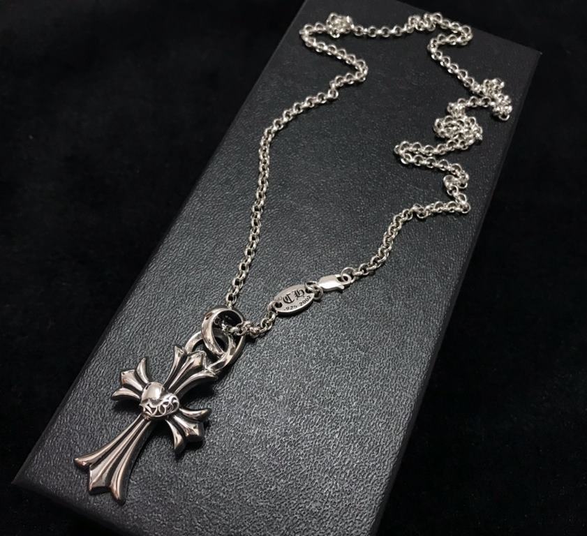 New Arrival】Genuine open chromehearts chromehearts necklace super hot peach heart cross necklaceWeight 36gLength 65cm