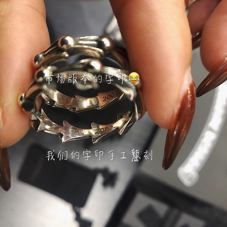 Heart of Crocker Fishbone Bar RingQuality Look at the details in the picture, this is the most popular ring in the world, it's versatile.Can be worn alone, stacked Chic shapeHong Kong Size10-22Unanimous