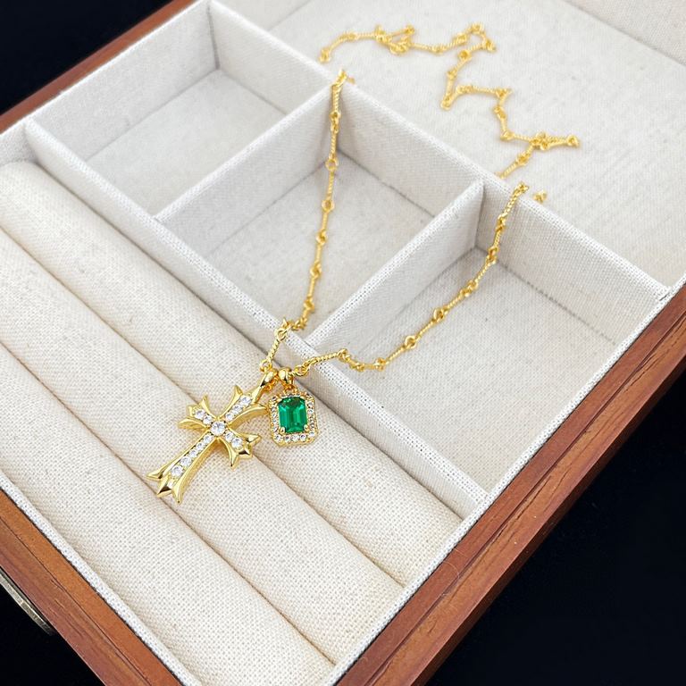 Crocus Heart - Emerald Multi-Wear Necklace, sweet and cool hottie style, fashion and vintage collision. Full of diamonds inlaid with emeralds, delicate and bright, sparkling; clear and deep that a touch of green, in the 