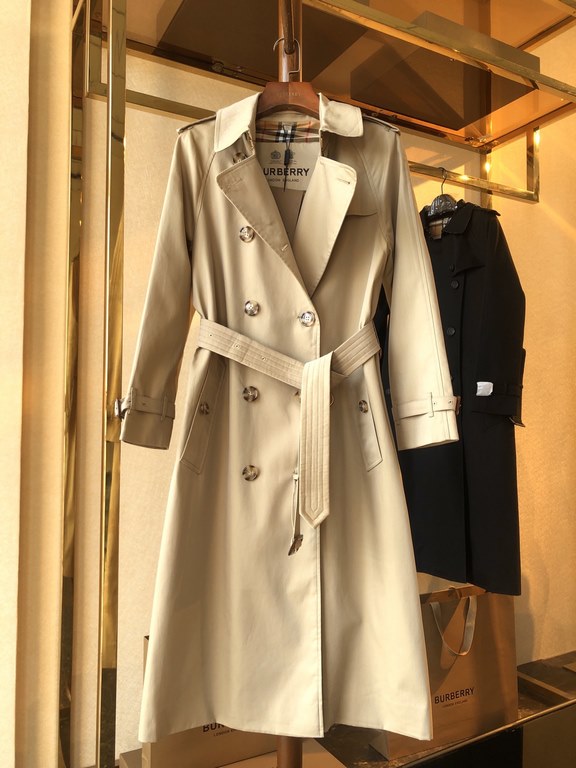 P840  Waterloo Edition - Long Heritage Trench CoatBUR ace pointed goods, the treasure of the town store] can be inherited for several generations of the classic trench coat, the top of the original original fabric, the m