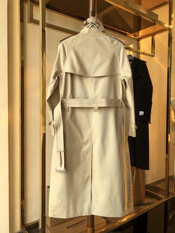 P840  Waterloo Edition - Long Heritage Trench CoatBUR ace pointed goods, the treasure of the town store] can be inherited for several generations of the classic trench coat, the top of the original original fabric, the m