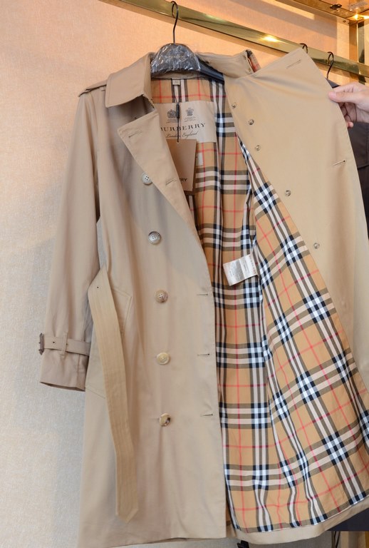 P840  Kensington Fit-Heritage Trench Mid-Length Trench CoatBUR ace pointed goods, the treasure of the town store] can be inherited for several generations of the classic trench coat, the top of the original original fabr