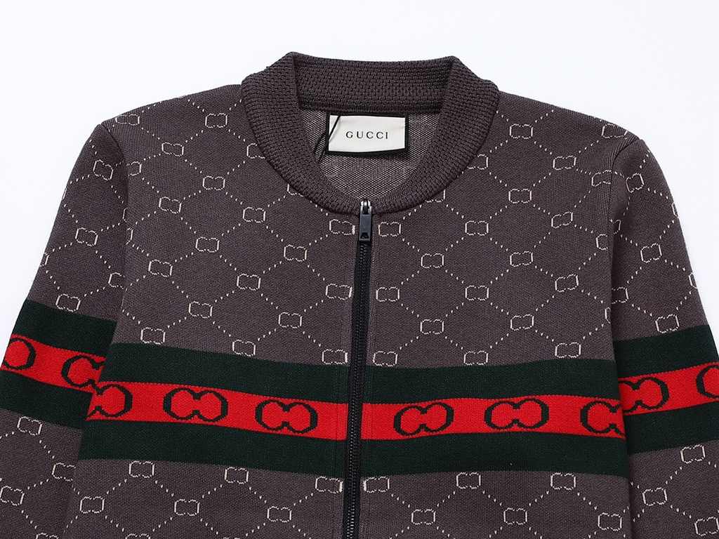 240 (top version, differentiated currency)Style Gucci  GUCCI chest electro-embroidery logo splicing colorful stripes belt jacket jacketColor picture colorSize M-XXLMaterial 50% wool  polyesterAccessories full set of cust