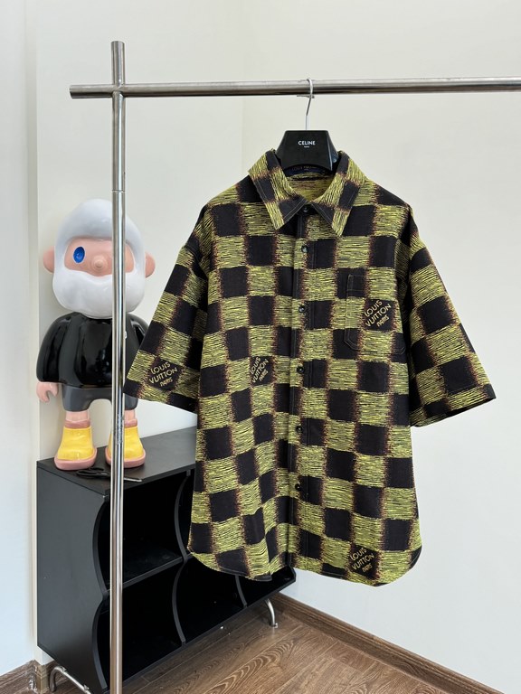 3401VLouis 24SS spring and summer new Wang Jiaer same color woven jacquard checkered denim jacket jacketSize SMLXLThe only correct version of the only one correct fabric 3000 meters order quantity The whole body to take 