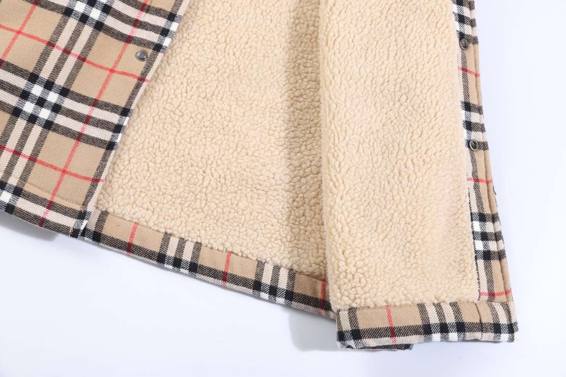 P365BBR Checked Lamb Coat  was ￥156,200 to buy, custom new color matching plaid fabric, lambswool base material custom dyeing, checkerboard cut piece sewing, open mold custom hardware, custom standard basic accessories.#