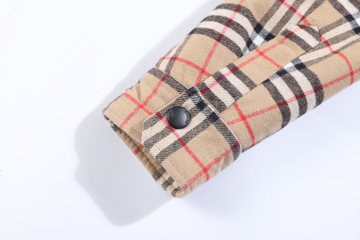 P365BBR Checked Lamb Coat  was ￥156,200 to buy, custom new color matching plaid fabric, lambswool base material custom dyeing, checkerboard cut piece sewing, open mold custom hardware, custom standard basic accessories.#