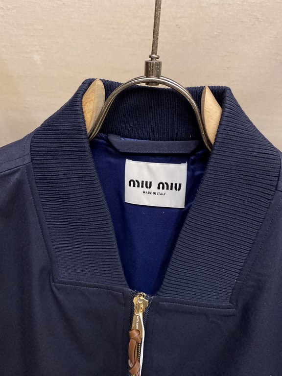 P480  Miumiu[Replica] Miu Miu Logo letters patch leather zipper loose aviator jacket jacket really know too much about fashion #boys camp #miumiu boys #commuting most versatile  WASHING METHOD Wrap the laundry bag on the