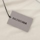 385BalenciagaParisian family color collision stand-up collar jacket coatThe main fabric is made of three anti-punching fabric, the inner sandwich fabric is made of Taslon rough slant, the lining fabric is made of exclusi