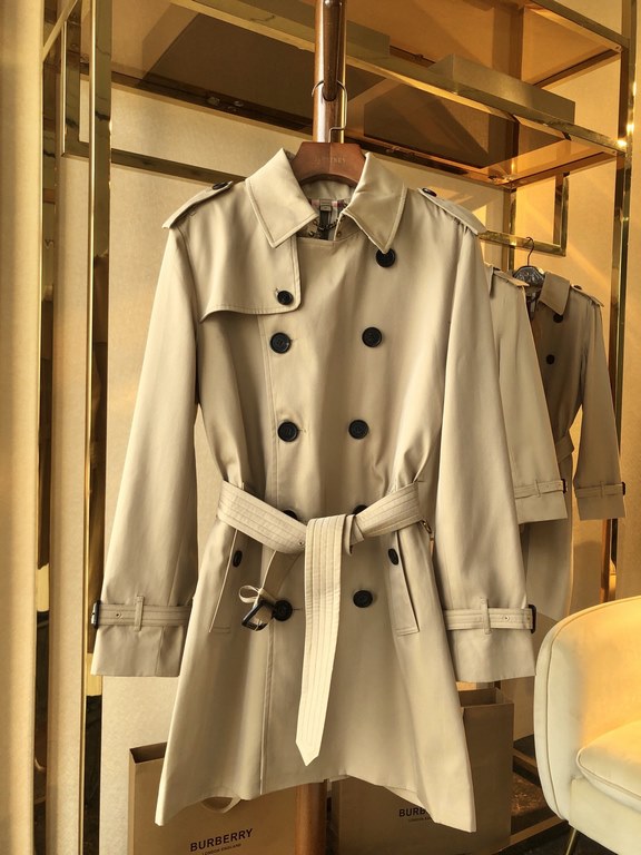 880  Men's Sandringham Collection Mid-LengthBUR ace pointed goods, the treasure of the town store] can inherit several generations of classic trench coat, the top of the original original fabrics, the market's most cattl