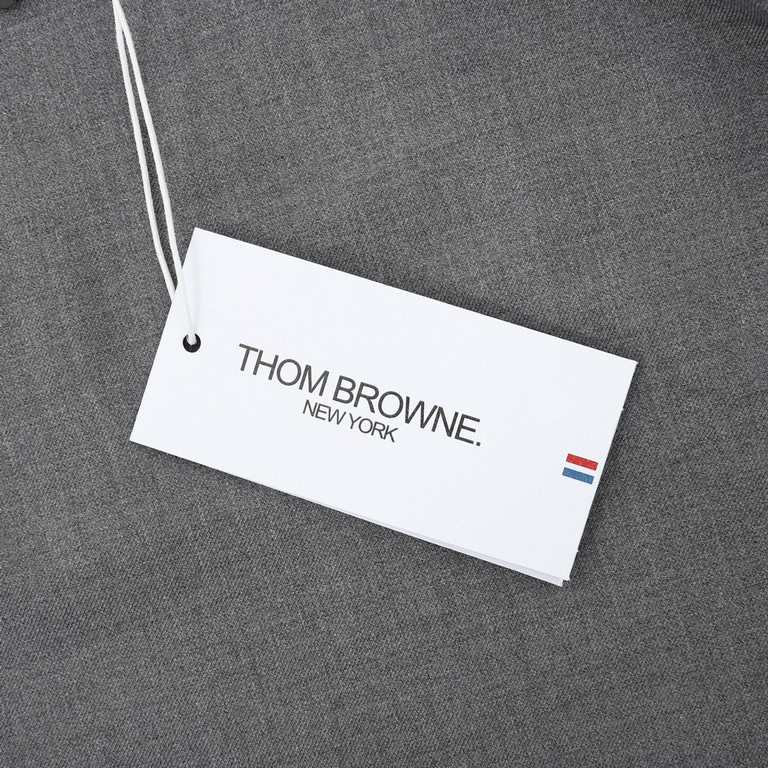 425ThomBrowneThomBrowne color weave four bar zipper windbreaker jacketThe use of Taiwan imports of fixed weave special punching fabric punching practice 4 bar handmade splicing folding plus splicing on the craft requirem