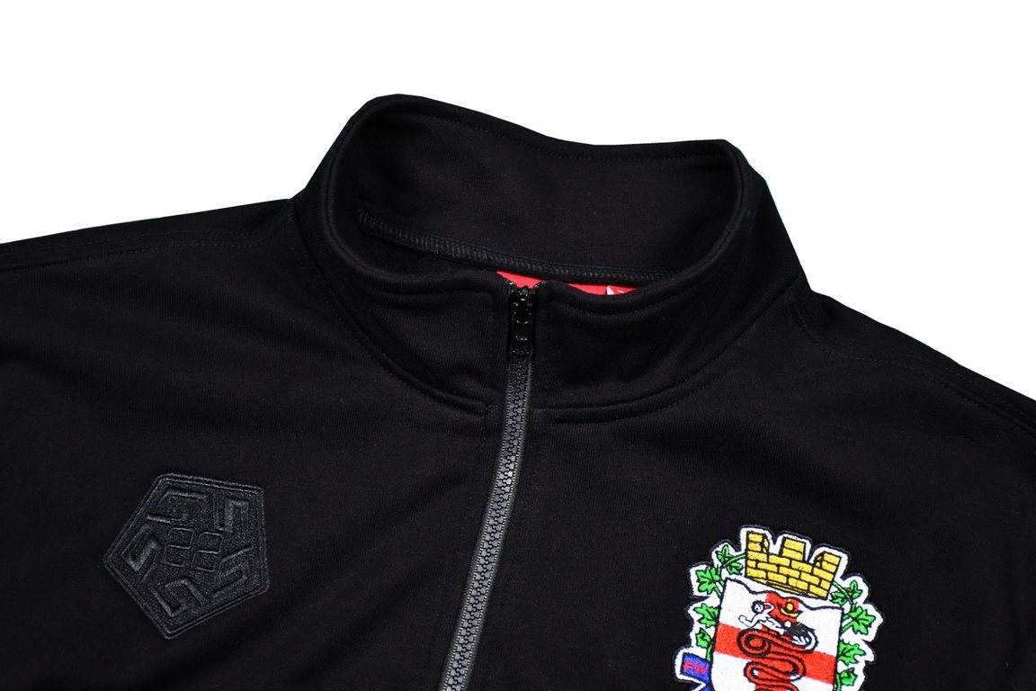 335Supreme 22FW Milano Half Zip Pullover AC Milan Half Zip Pullover SweatshirtFor us to focus on the top Supreme, this sweater is naturally a handful of ZP purchased to beat the version of the operation1. Fabric accordin