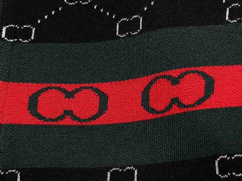 240 (top version, differentiated currency)Style Gucci  GUCCI chest electro-embroidery logo splicing colorful stripes belt jacket jacketColor picture colorSize M-XXLMaterial 50% wool  polyesterAccessories full set of cust