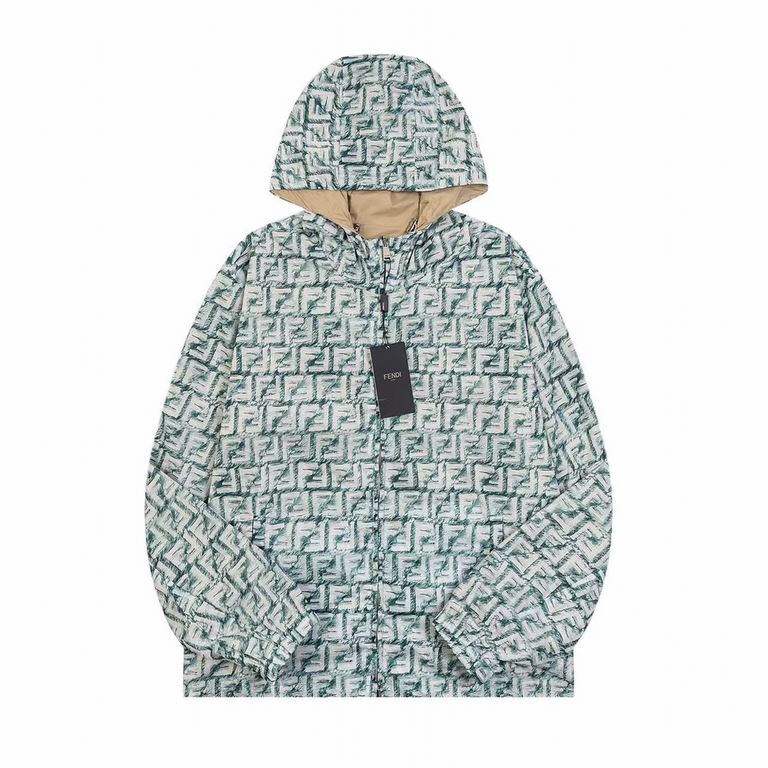 P310 Fend Fendi Green FF Nylon Jacket (Reversible)Made of nylon with an all-over fringe effect and light green floral print.With hood and side zipper pockets Hood with adjustable drawstring, drawstring closure with adjus