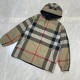 P510burberrBBr Burberry reversible two-way vintage plaid recycled polyester jacket jacketSize：SMLXLOur family this year's fall and winter models are finally hot on the line, sports jacket heavy attack, the counter sellin