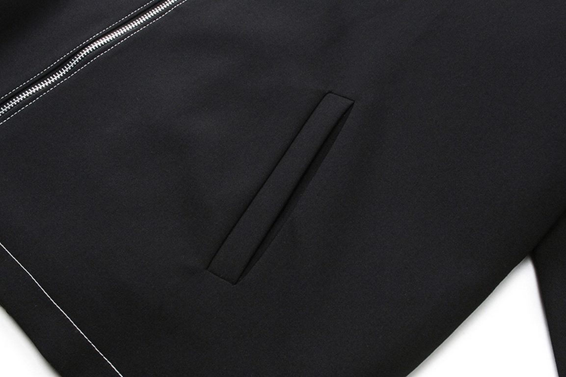 P313 new exclusive PRAD bright line classic lapel zipper jacket back simple triangle label poplin lapel long sleeve zipper After purchasing the original version of the first time to customize the feel of the wool fabric 