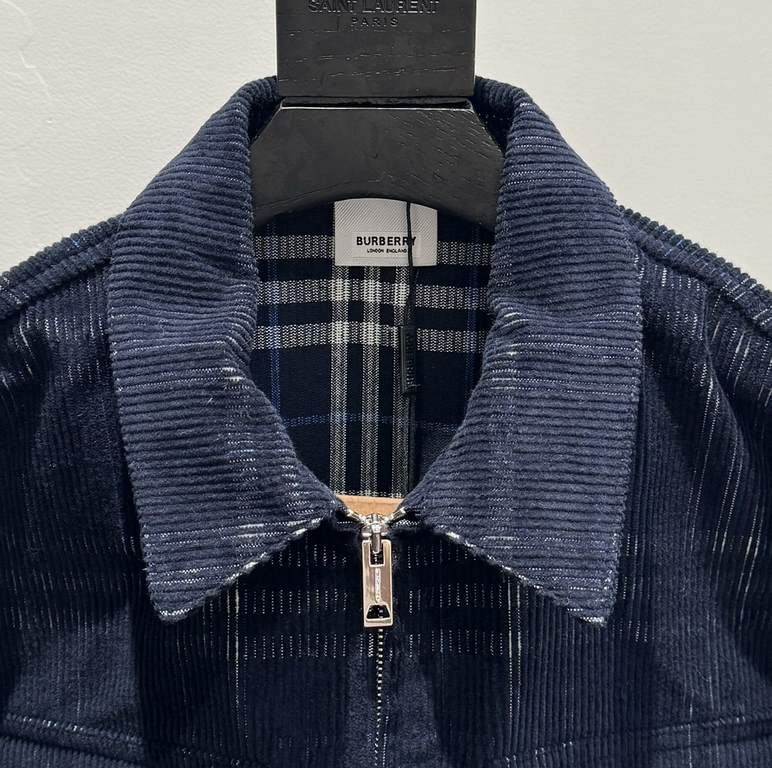 435 burberry Burberry 2023 FW fall and winter new treasure blue lapel jacketSIZE SMLXLCustomized corduroy check fabricClassic plaid design on the insideMetal zipper closureSymmetrical flap pockets on front chestStraight 