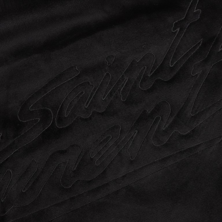 435Saint LaurentSaint Laurent Velvet Baseball JacketThe fabric uses a single layer of 300 grams of velvet fabric for composite The entire garment is up to nearly three pounds of weight The modulation of the fabric color 