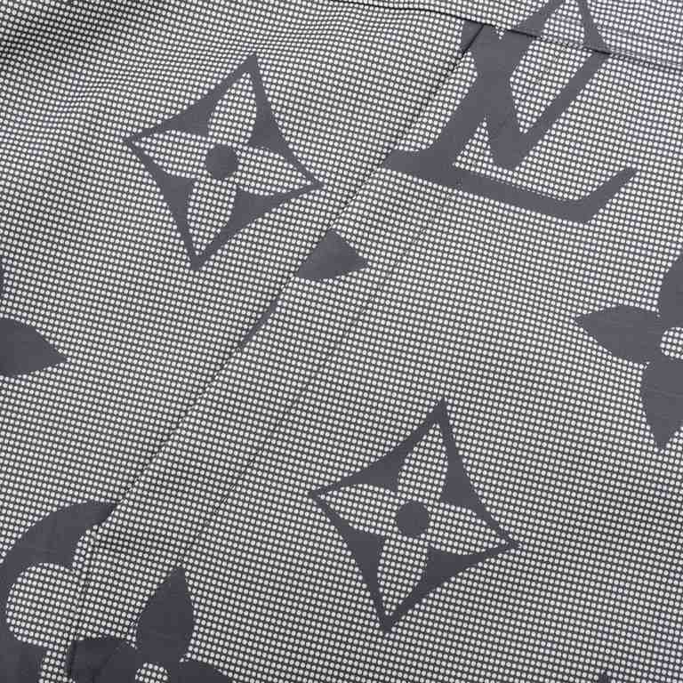 Next day shipping  440 (support put store)1VLouis Vuitton Old Flower Printed Trench Coat Zipper JacketOriginally purchased and first hit. The fabric is customized dense spinning technology fabric lightweight face, silky 