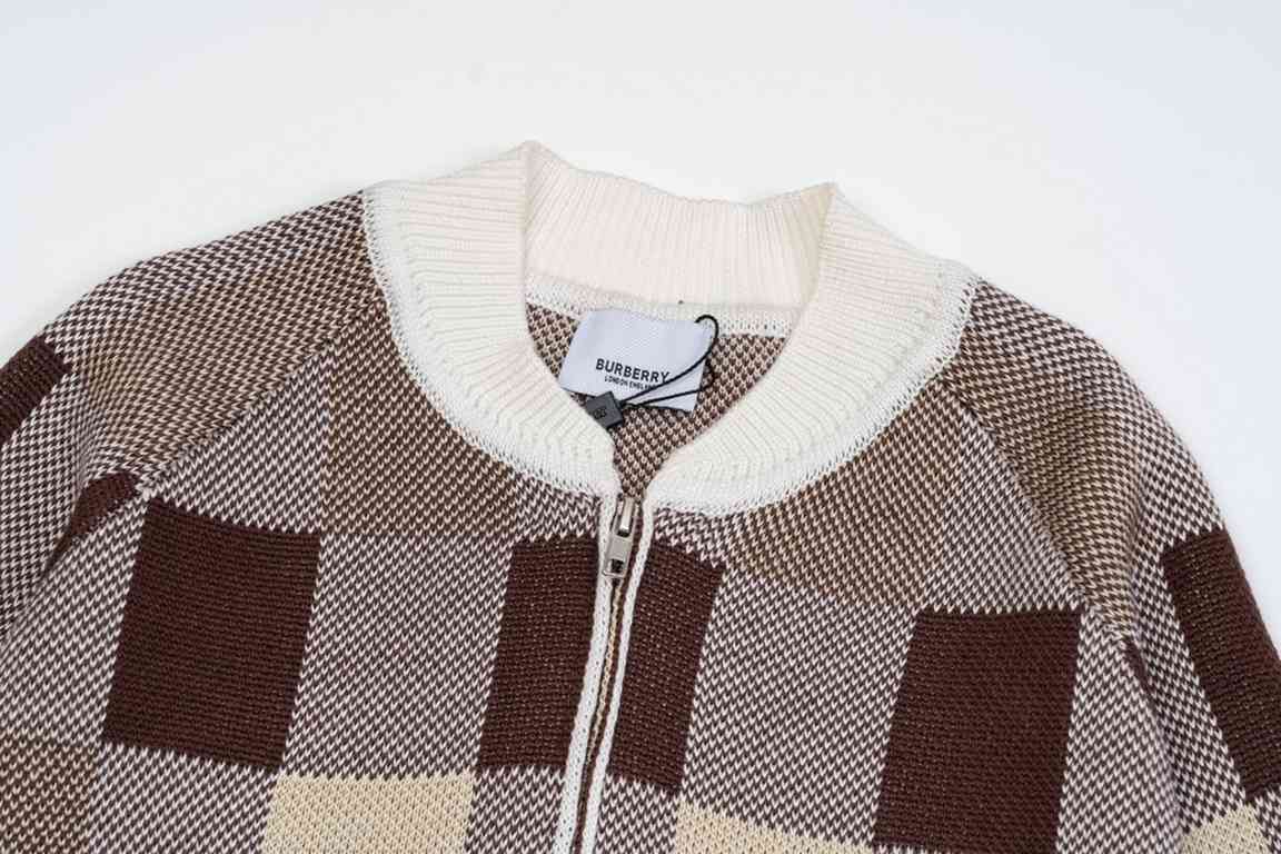 P275 BURBERRY Burberry. Colorblocked plaid zipper cardigan jacketAll of the color fixed dye containing wool cotton yarn, soft and skin-friendly, double knitting is very thick, feel invincible good, get in the hand can fe