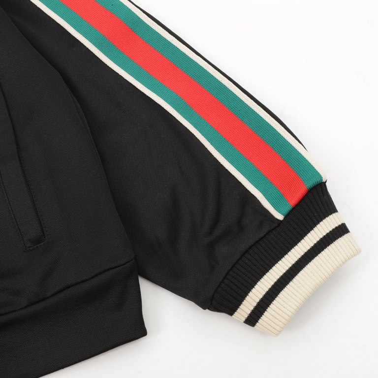 Next day shipping  370 (support put store)GUCCIGucci Colorful Stripe Webbing Appliqué Zip JacketOriginal 8,500 purchase, polyester fabric, color-blocked stripes on both sides of the pants, interlocking double G gel print