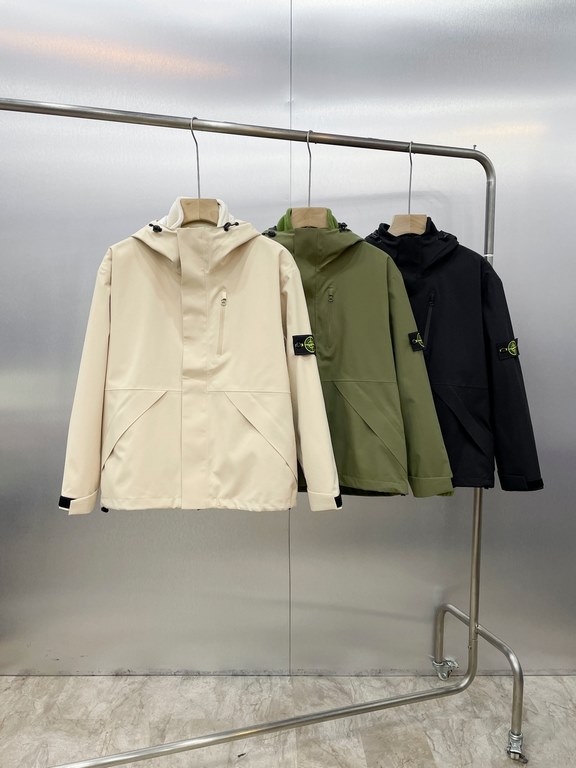 390  Item #521Stone IslandStone Island 3-in-1 Outdoor Peplum Functional Punching Jacket Cotton JacketWaterproof and water-resistant fabric, 3-in-1 design, removable inner liner.Original double hang tags, double washed, o