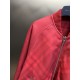 565 Burberry Reversible War Horse Embroidered Jacket Cotton JacketVery simple commuter design, basically there is no complex elements, which is BUR this year a pop-up jacket classic design, on the body is generous enough