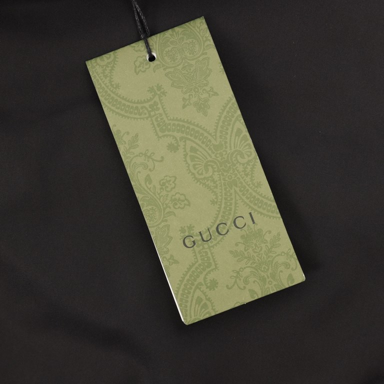 Next day shipping  450 (support put in store)GUCCIGucci Double G Logo Zipper Trench JacketInside custom jacquard fabric, leather zipper, inside lining fabric is double G rough spun original color, lining fabric is rayon 