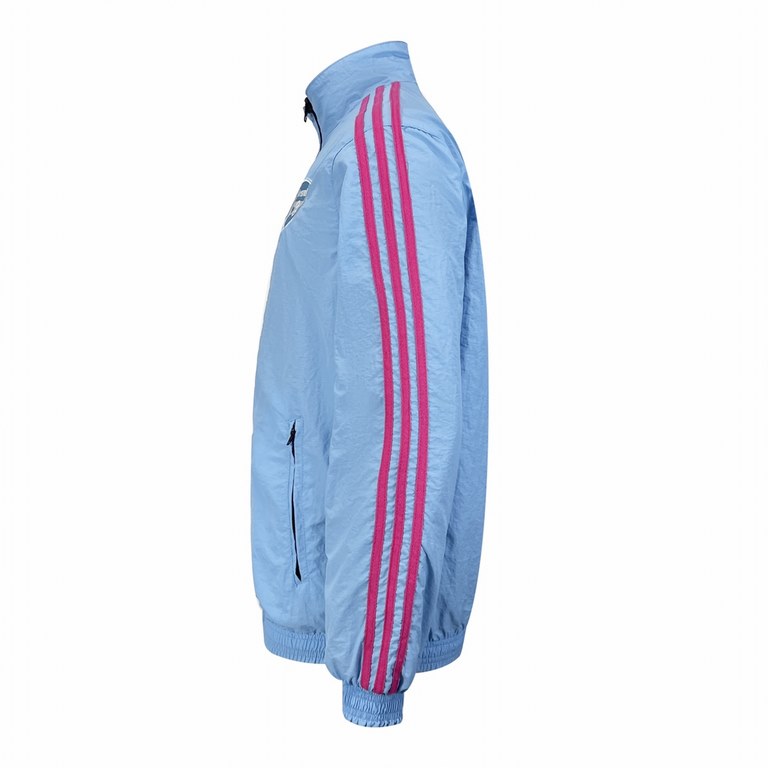 270#S07 Adidas Adidas Co-branded Arsenal Training Jersey American Vintage Reversible Jersey Jacket JacketAdidas customized Arsenal 2223 season training jersey Although it is a jersey, but the sky blue fabric with pink em