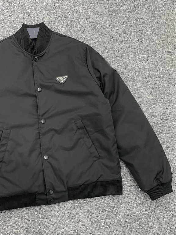 320 New PRADA  Prada 23SS fall new aviator jacket baseball cotton clothing men and women with the same paragraph!The official website is synchronized with the sale of the classic metal triangle label   custom Puja button