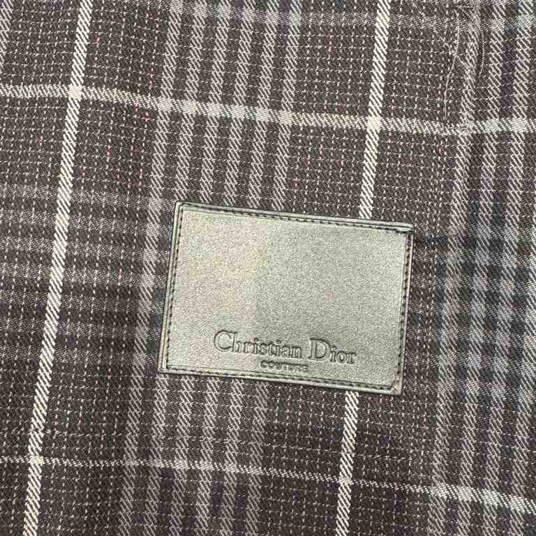 410 Dior Dior 23FW FallWinter New Plaid Long Sleeve Lapel Denim JacketSIZE 46485052Customized dark plaid cotton canvas, curry corduroy collar, details hem slant pockets design, branded black leather badge embellishment, 