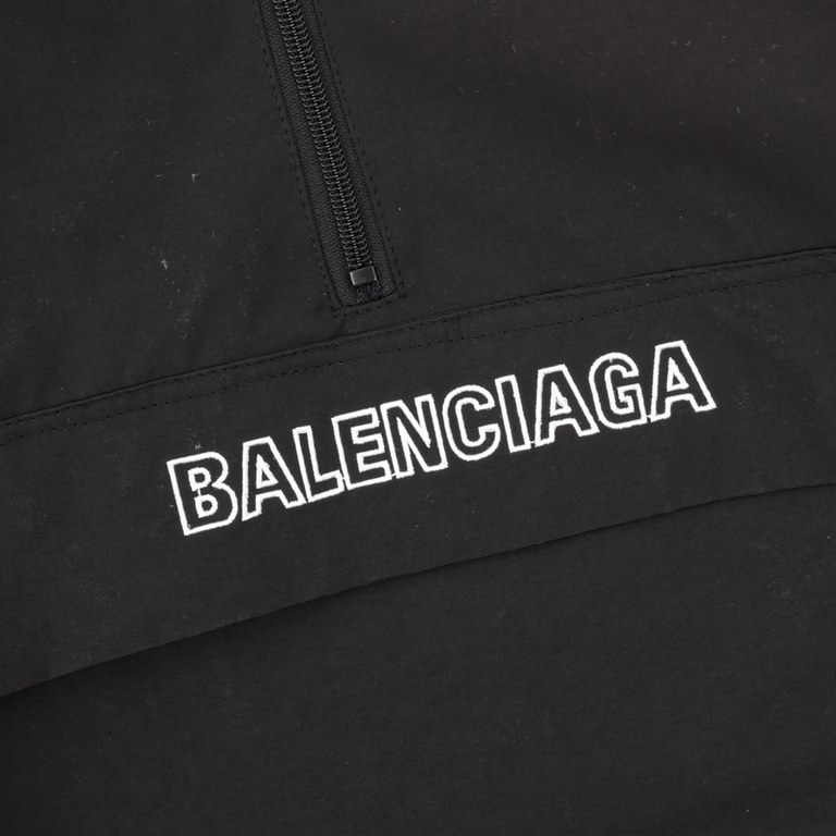 430balenciaga balenciaga new blcg new half-zip jumperThe minimalist design gives it simplicity, softness and breathability. The simple hood is quick-adjusting and stowable with just one pull, ensuring a solid and comfort