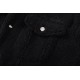 p325                  NewThis is a cropped long-sleeve cashmere jacket jacket with a clean design fit, small logo embroidery on the front chest, and small logo on the buttons to match.      black. Coffee           X     