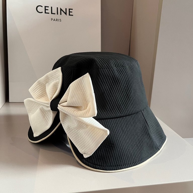 ￥Dior Dior SpringSummer New Bow Cloth Hat, Back Split Design, Head Circumference 57cm