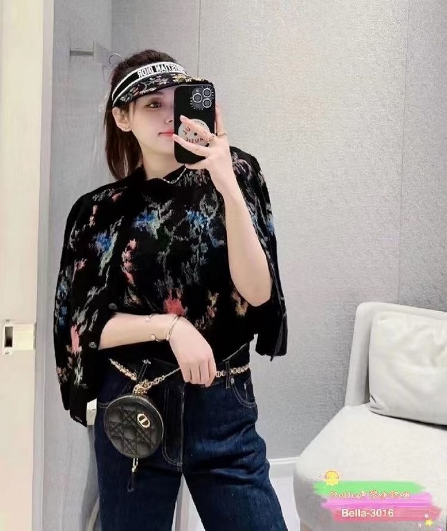 Dior Dior   D family new old flower webbing embroidery letters floral hollow cap. Sun hat duck tongue cap landscape painting, summer outing must-have