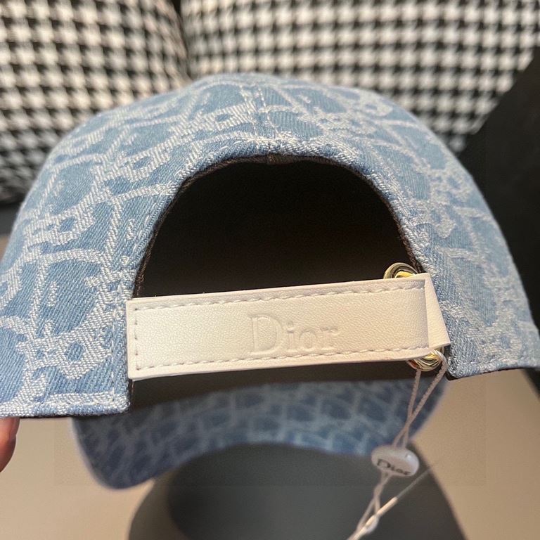 DiorWith box cloth bag, Dior (Dior) new original single baseball cap, Dior old flower, retro flavor, counter out-of-stock popular, 11 open mold customized, original canvas material   head layer cowhide, cotton lining, li