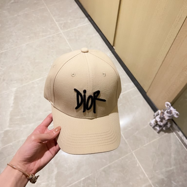 with dust bag [DIOR Dior] 2023 new embroidery simple paragraph baseball cap, new shipments, big models super good with, hurry to get!