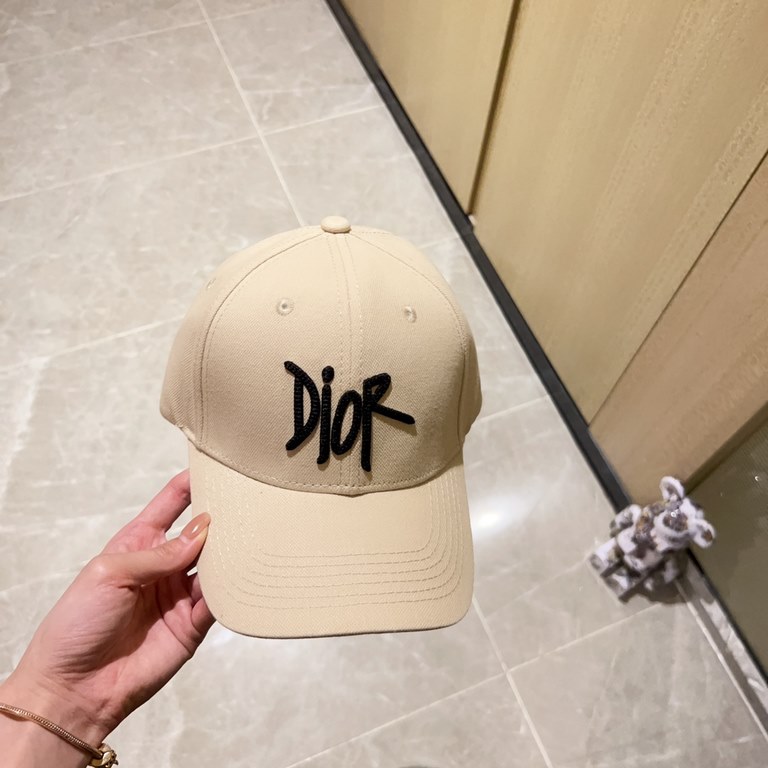 with dust bag [DIOR Dior] 2023 new embroidery simple paragraph baseball cap, new shipments, big models super good with, hurry to get!